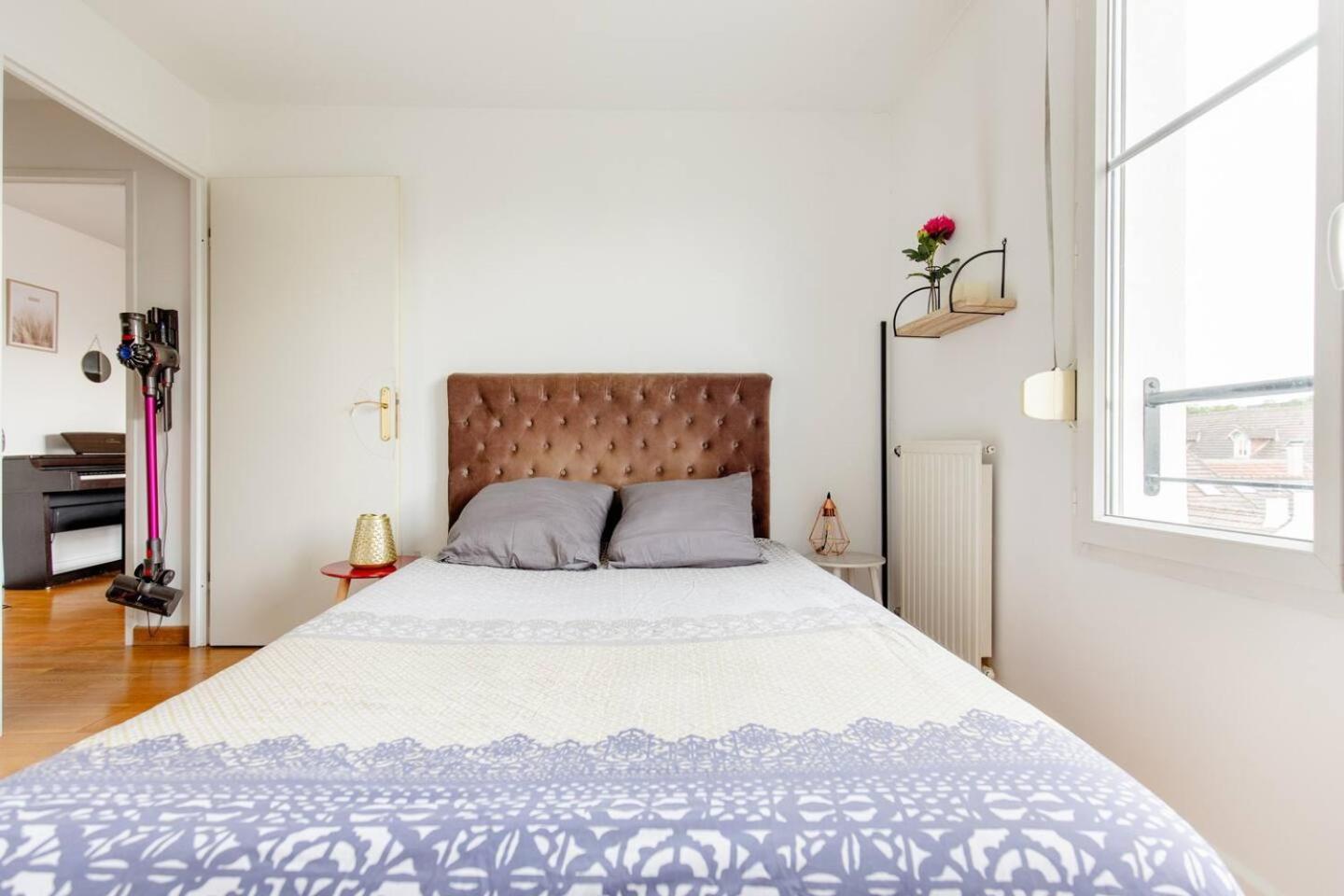 Artist Retreat Apartment Noisy-le-Grand Luaran gambar
