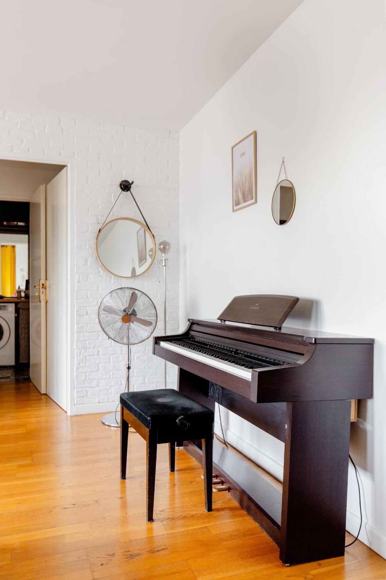 Artist Retreat Apartment Noisy-le-Grand Luaran gambar